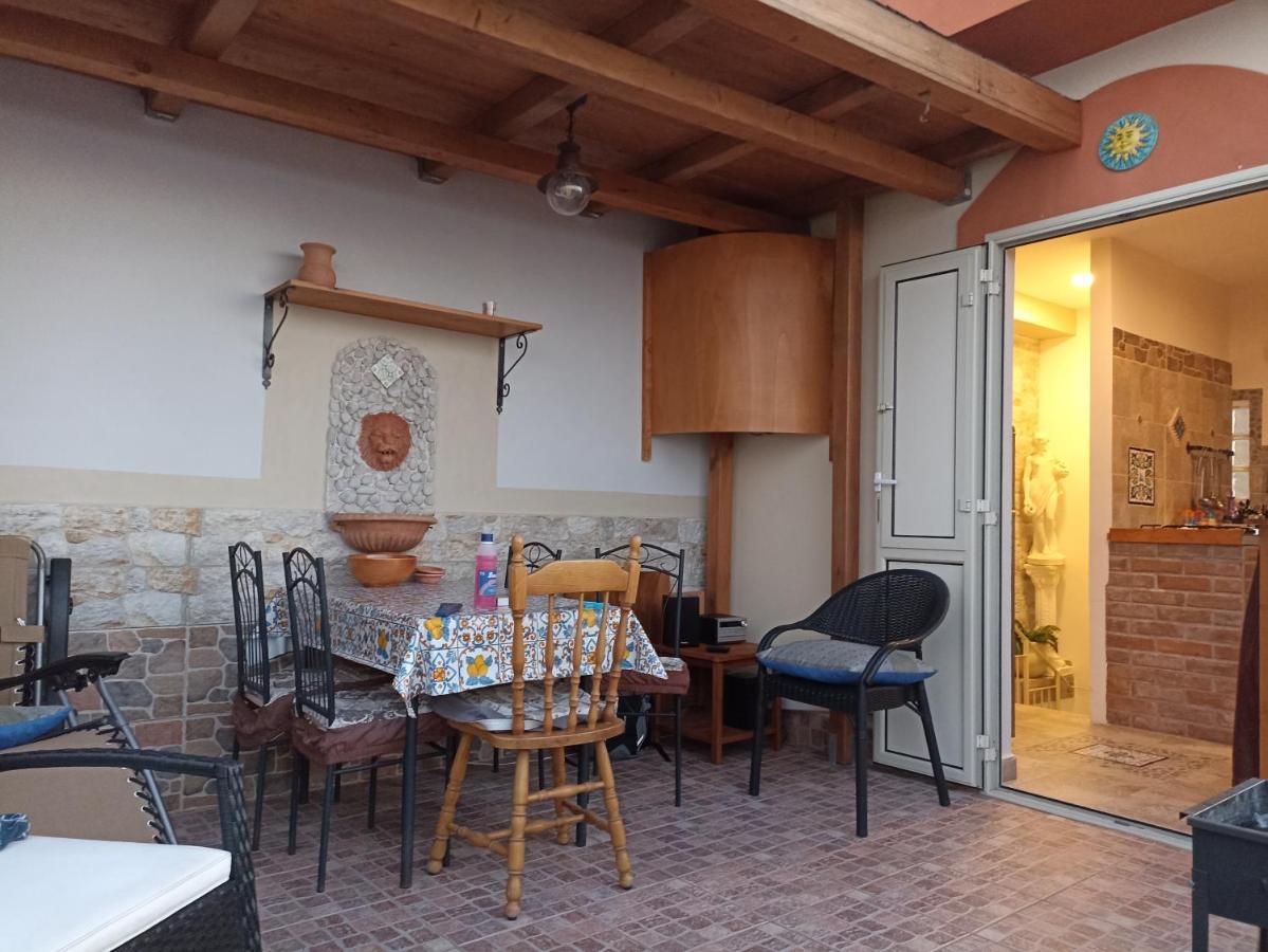 Torre Vallelunga Трабия Екстериор снимка