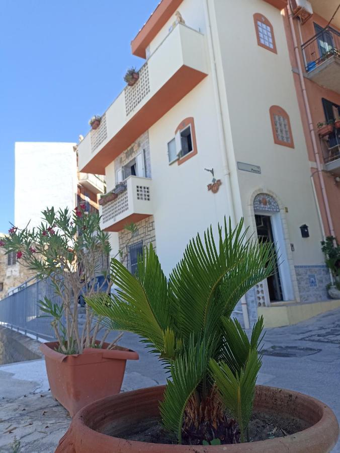 Torre Vallelunga Трабия Екстериор снимка