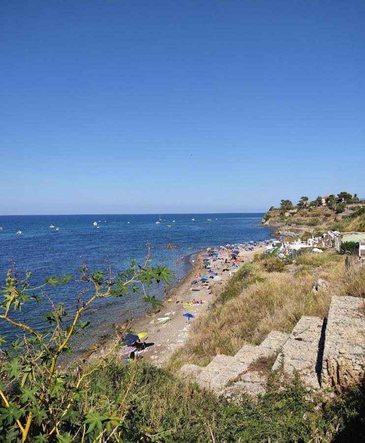 Torre Vallelunga Трабия Екстериор снимка